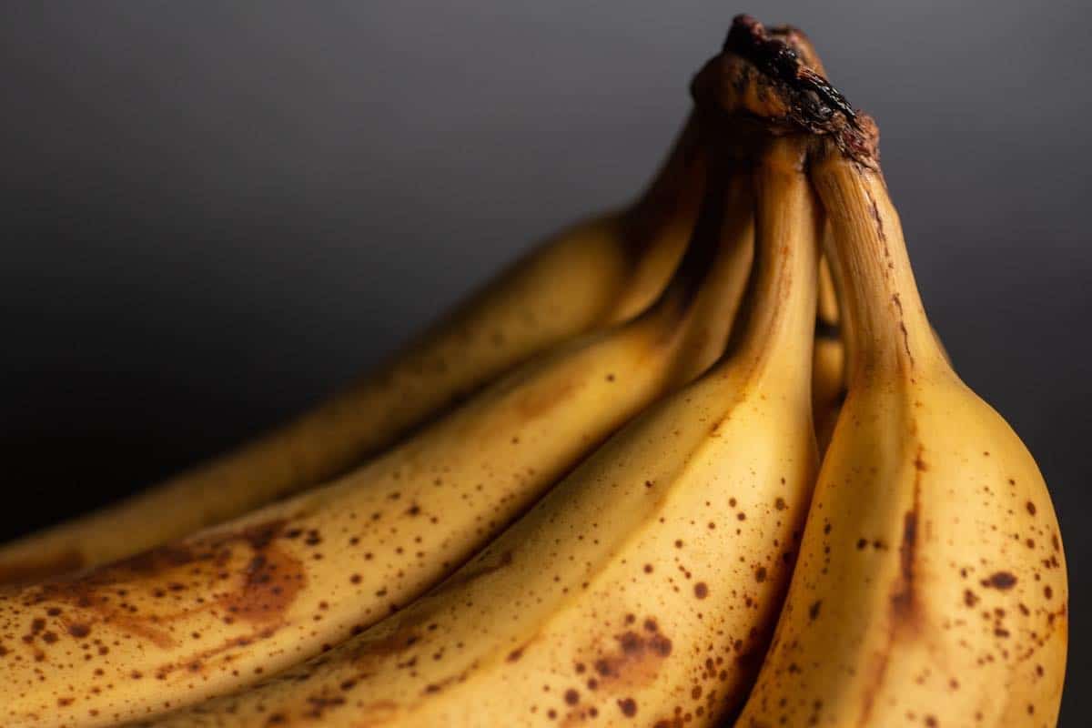 Old ripe Bananas, known to attract a lot of fruit flies!
