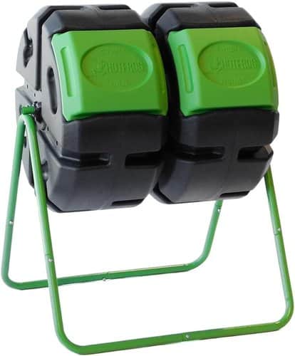 FCMP Outdoor HOTFROG 37-gallon dual-chamber tumbling composter. Image source: Amazon.